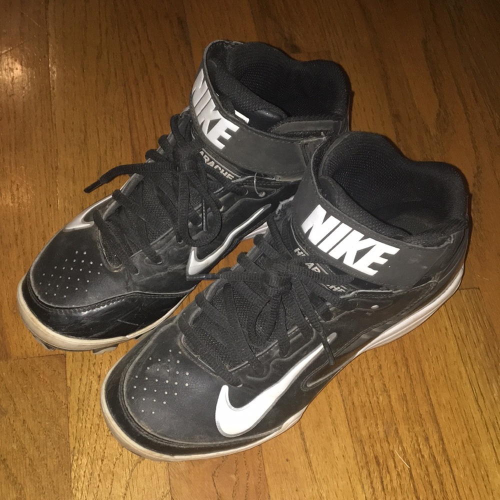 Nike baseball cleats